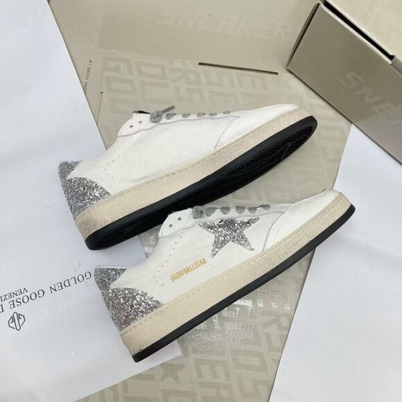 Golden Goose Women’s sneaker - Picture 8 of 9